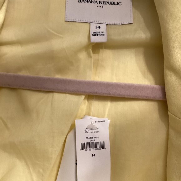 2 Piece single breast suit - Picture 3 of 5